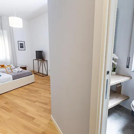 Noh Spacious Modern For 8 With 3 Bdr 2 Bathrooms Lägenhet Rom