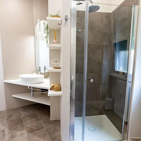 Noh Spacious Modern For 8 With 3 Bdr 2 Bathrooms Lägenhet *