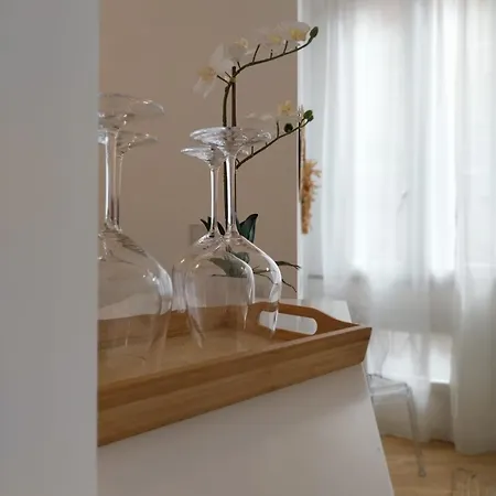 Noh Spacious Modern For 8 With 3 Bdr 2 Bathrooms Lägenhet Rom